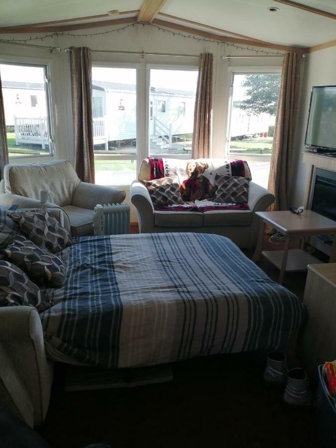 Chapmanholidaylets Cayton Bay מראה חיצוני תמונה